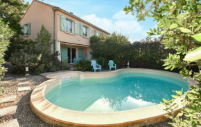 Amazing Home In Mérindol